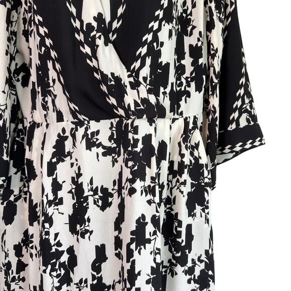 CAbi X-Factor Dress Black White Size Medium Spring‎ 2023 Work Party Cocktails - Picture 3 of 7